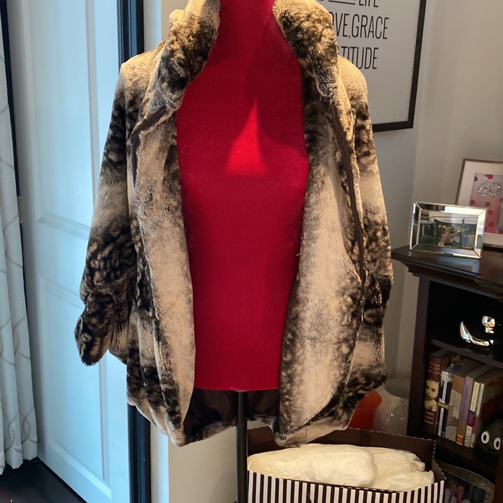 Patchington Faux fur Jacket